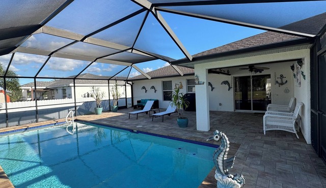 Modern 4BR Cape Coral Home w/Heated Pool - Sleeps 10 in Cape Coral