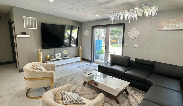 Modern 4BR Jax | Pool Oasis Near Beach | Backyard