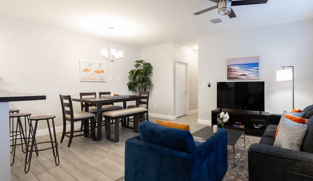 Modern and charming duplex house in Fort Lauderdale