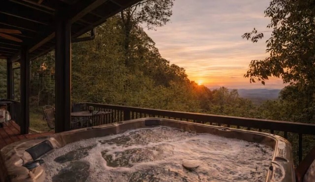 Mountain View Cabin with Hot Tub, Game Room & Resort Pool in Ellijay