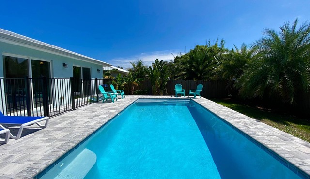 Mystical - Relaxing Heated Pool and Stylish Comfortable Home, Pet Friendly! in St. Augustine