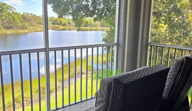 Naples/Bonita Springs/Bonita Shores - 5 mins to the beach, with lake view!