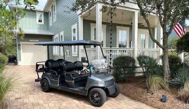 Naturewalk - "Pines and Palmettos" - Sleeps 10 - 6 Seat Golf Cart Included!