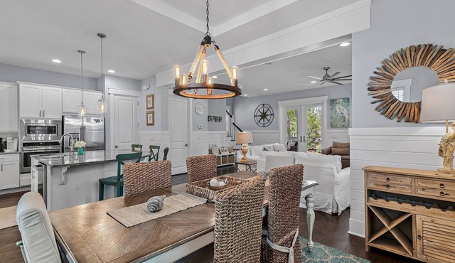Nothing But Blue Skies 5 Bikes | 6-Seat Golf Cart | 2 Resort Pools, Pickleball Courts