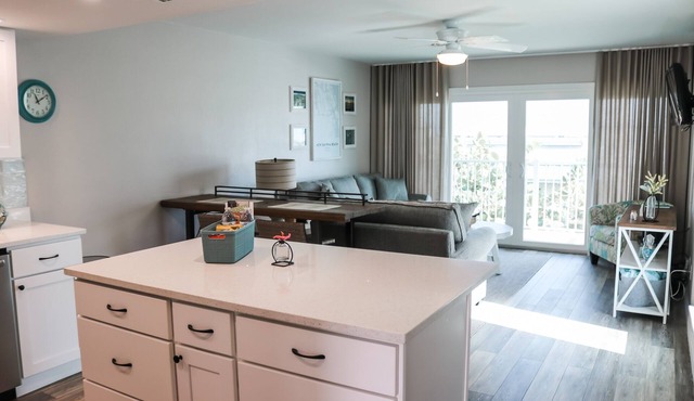 Ocean Club South | End Unit Beach Condo
