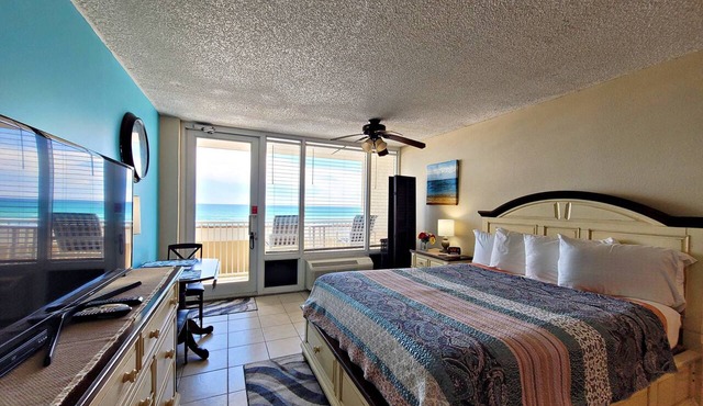 Ocean View Studio | Sleeps 4 | Budget Stay | Free Daily Activities Included