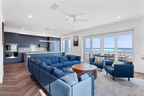 Oceanfront, Pool, New Smyrna Modern Beach House
