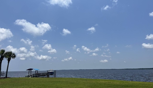 Ochlocknee Bay front condo located in George's Lighthouse gated community.