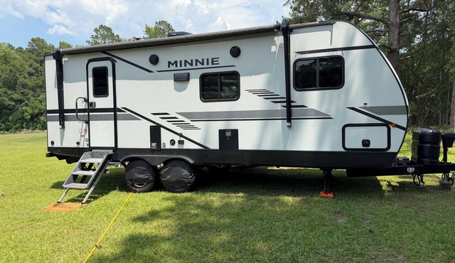 Peaceful Country Camper Escape near Tifton in Chula