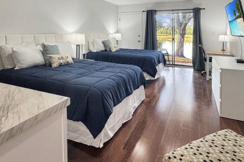 Peaceful Pond Paradise I - Studio Suite - 3123 in Wesley Chapel