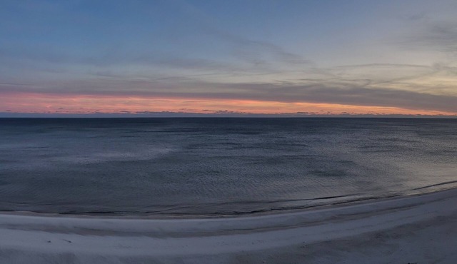 PERDIDO SUN- 8th Floor on the Gulf! Gorgeous Views-steps from the Beach
