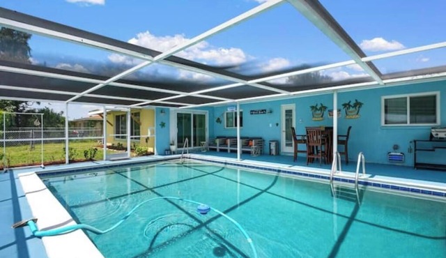 Perfect get away w/pool golf view & close by beach in Rotonda West