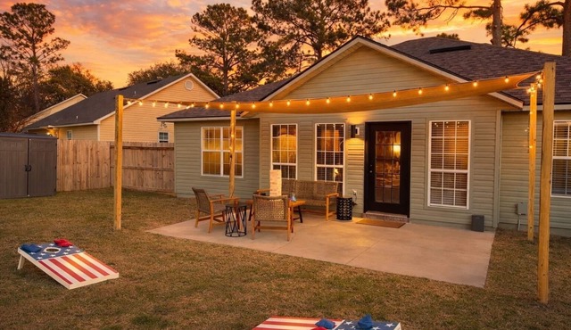 Pine&Palm: 4BR/4BA+4TVs+GameRm+Firepit+Fence+PETS