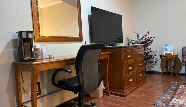 Pinehurst Suite Room 206
