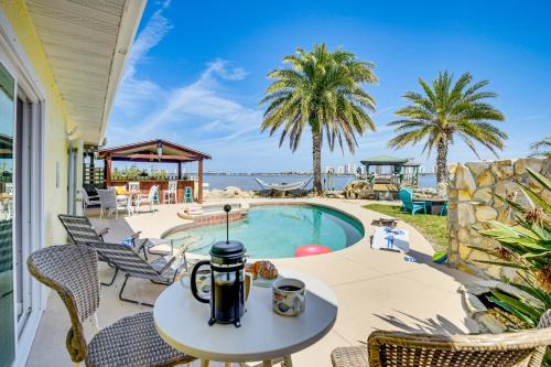 Pool + Game Room: Riverfront Daytona Escape!