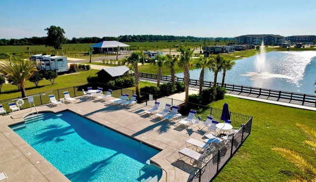 Premium RV Site 81 - Gated, Heated Pool & Near OWA