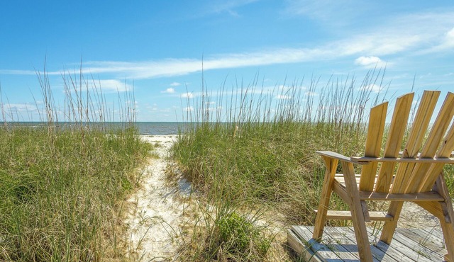 🌴 Prime Summer Availability | Relax, Unplug & Enjoy the Coast