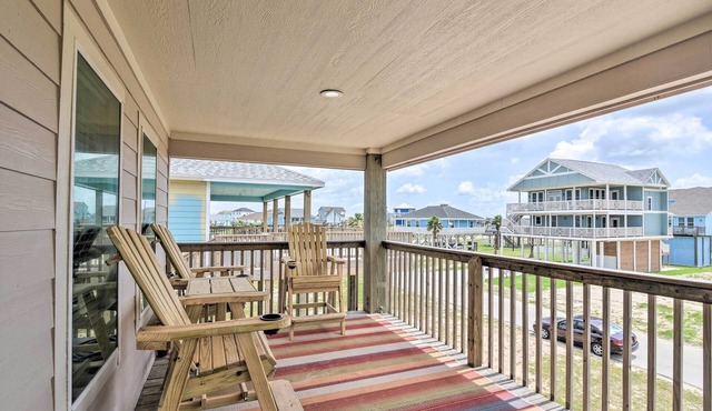 Private Beach Access: Coastal Freeport Home! in Freeport