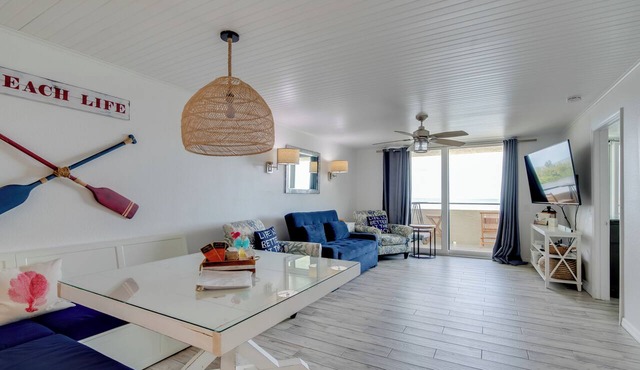 Private Beach Access & Gulf Views: Hudson Condo!