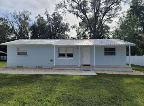 Private & Beautiful - 3 BR Home - Fenced Backyard in Ocala