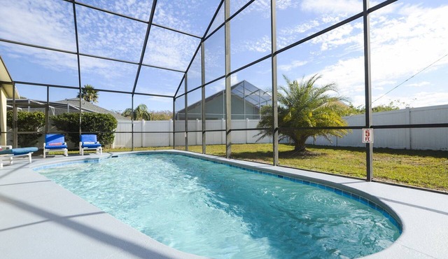 Private Pool, Game Room, 8 mi to Disney, Walk to #GKTW!