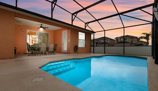 Private Pool Home in Quiet Community Near Disney and Universal