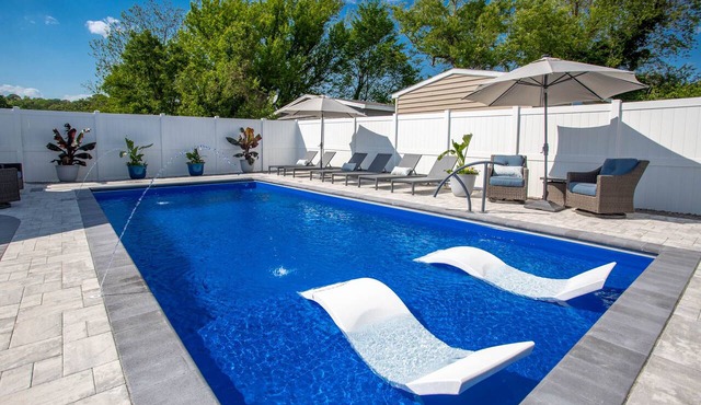 Private Pool Rec Room Parking Clean Screened Porch in Rehoboth Beach