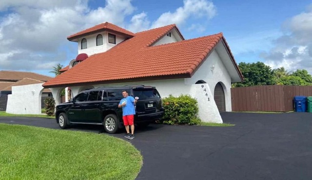 Private Room - Free Parking - Kendall Area