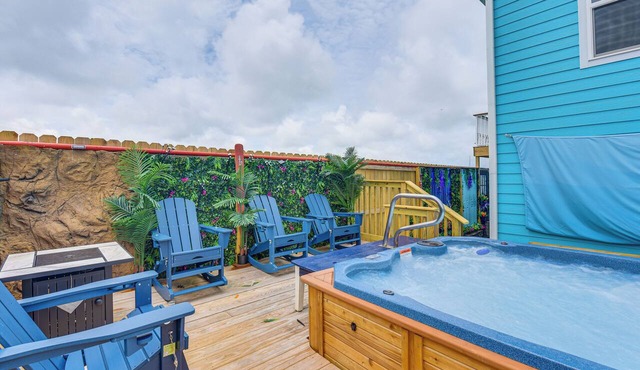 Private Swim Spa! Waterfront Watson Bayou Getaway