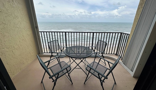Quiet beachfront penthouse offering everything needed for a coastal getaway in Jensen Beach