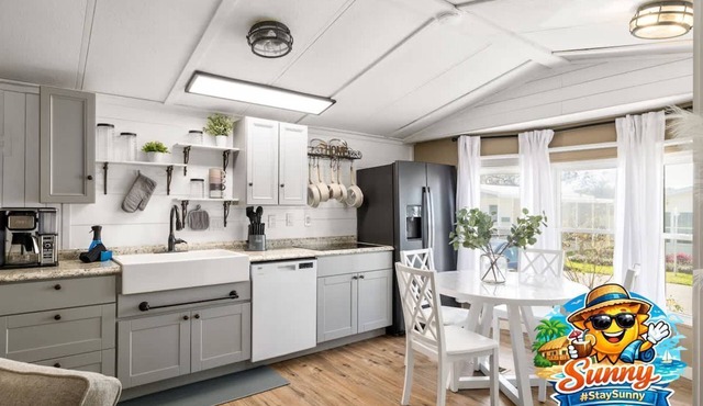 Quiet & Charming Dade City Home