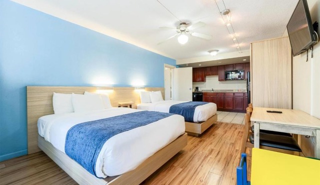 Ramada by Wyndham Flamingo Water Park