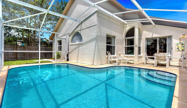Ref 308. Stunning villa with pool. Lindfields Near Disney in Four Corners
