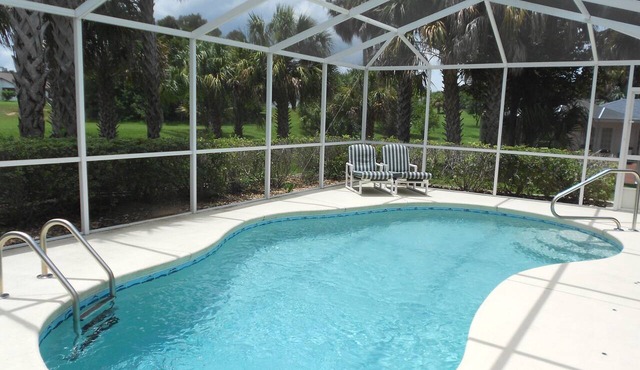Relax and Enjoy the Sunny Florida in Villa Valk