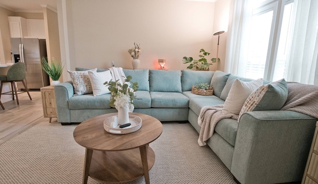 Relax at Sky House — Cozy 2BR Getaway in Wesley Chapel
