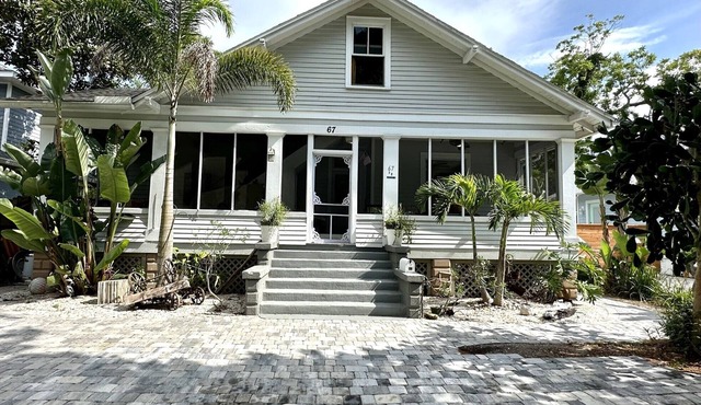 Renovated 1920 Craftman - Historic DT 2 Blocks – Vilano Beach only 3Mi & St Aug Beach 5Mi