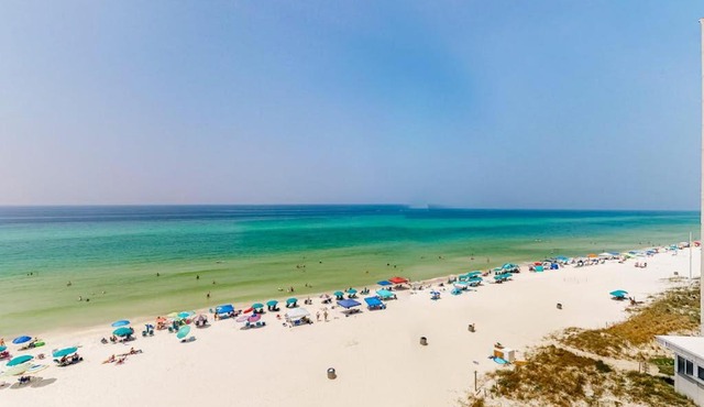 Resort condo in Panama City Beach with direct beach access