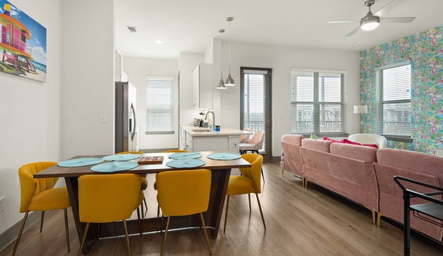 Retreat for up to 16: 5BR/4BA, Pool, Gym, Theater