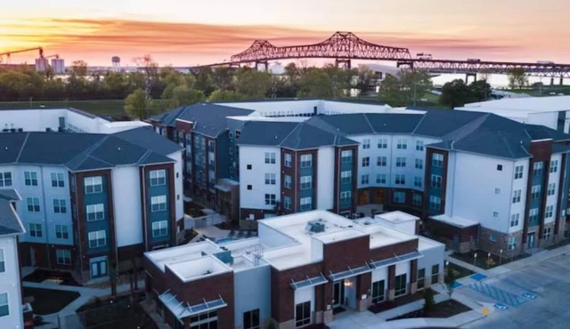 River House Apartments