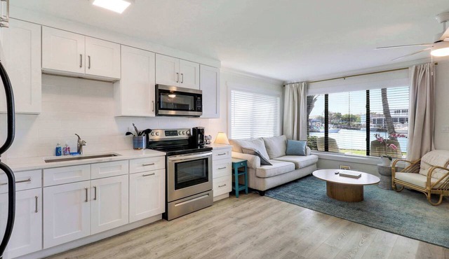 Sailfish Suites 6 - pet friendly, waterfront!