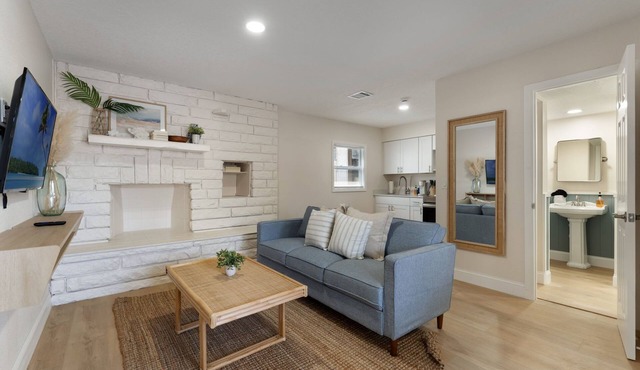Saltwater Beach Bungalow Retreat