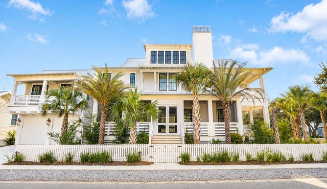 Sanctuary - Luxury Home + Carriage in Carillon Beach, Sleeps 18