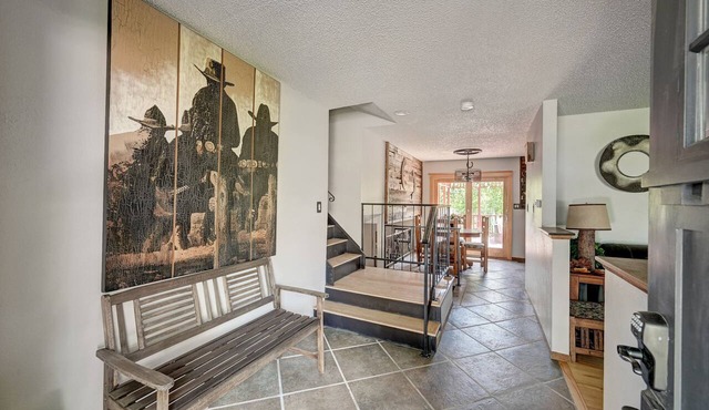Serene Rustic Haven, Huge Yard & Decks , ZenDen in Centennial