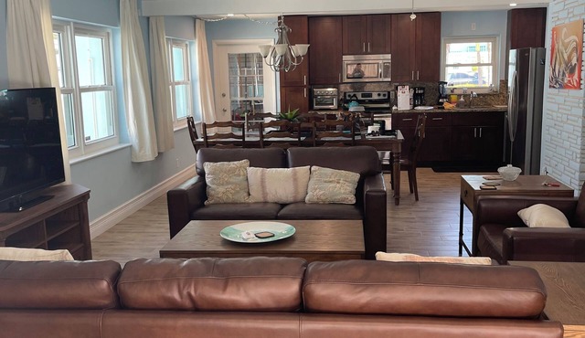 Singer Island 4 bedrooms heated pool only steps away from our beautiful beach