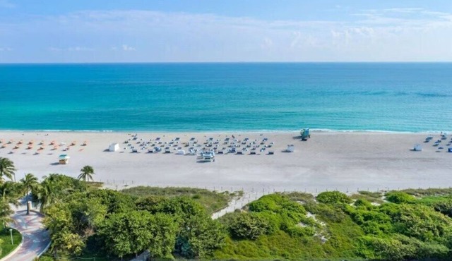 South Beach Miami | Couples Oceanfront Getaway | Beach Stay