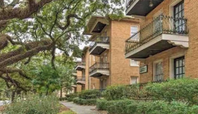 Southern Charm One Stay at a Time