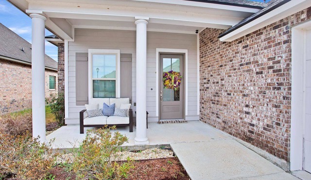 Southern Comfort: King Bed & Fire Pit near NOLA