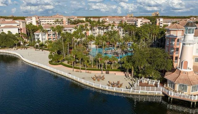 Spacious 1-bedroom 1 bath villa with full kitchen beautiful Orlando with AC