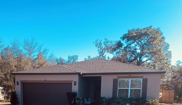 Spacious 4-bedroom house with AC in lovely Brooksville