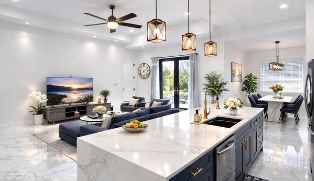 Spacious 4BR Modern Home Near Fort Myers Sleeps 10